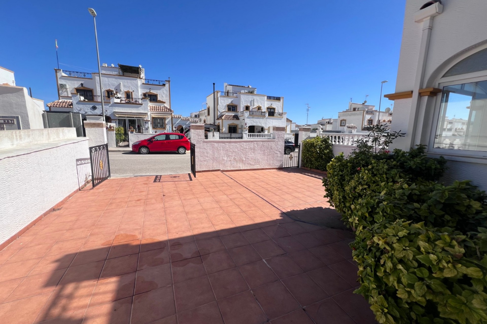 Reventa - House -
Orihuela - Entre Naranjos Vistabella