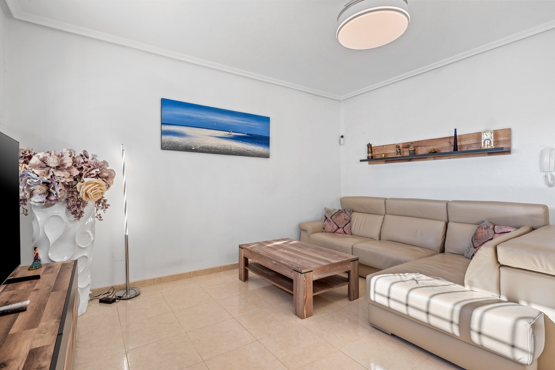 Reventa - House -
San Miguel de Salinas*