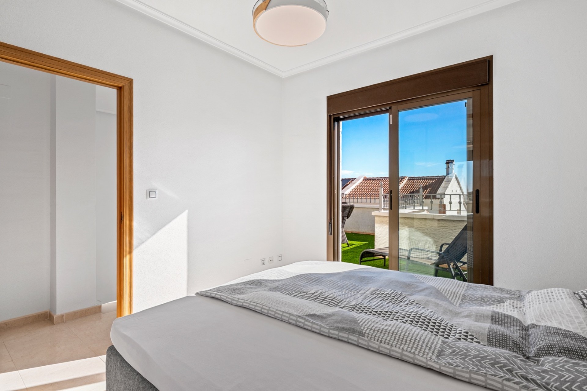 Reventa - House -
San Miguel de Salinas*