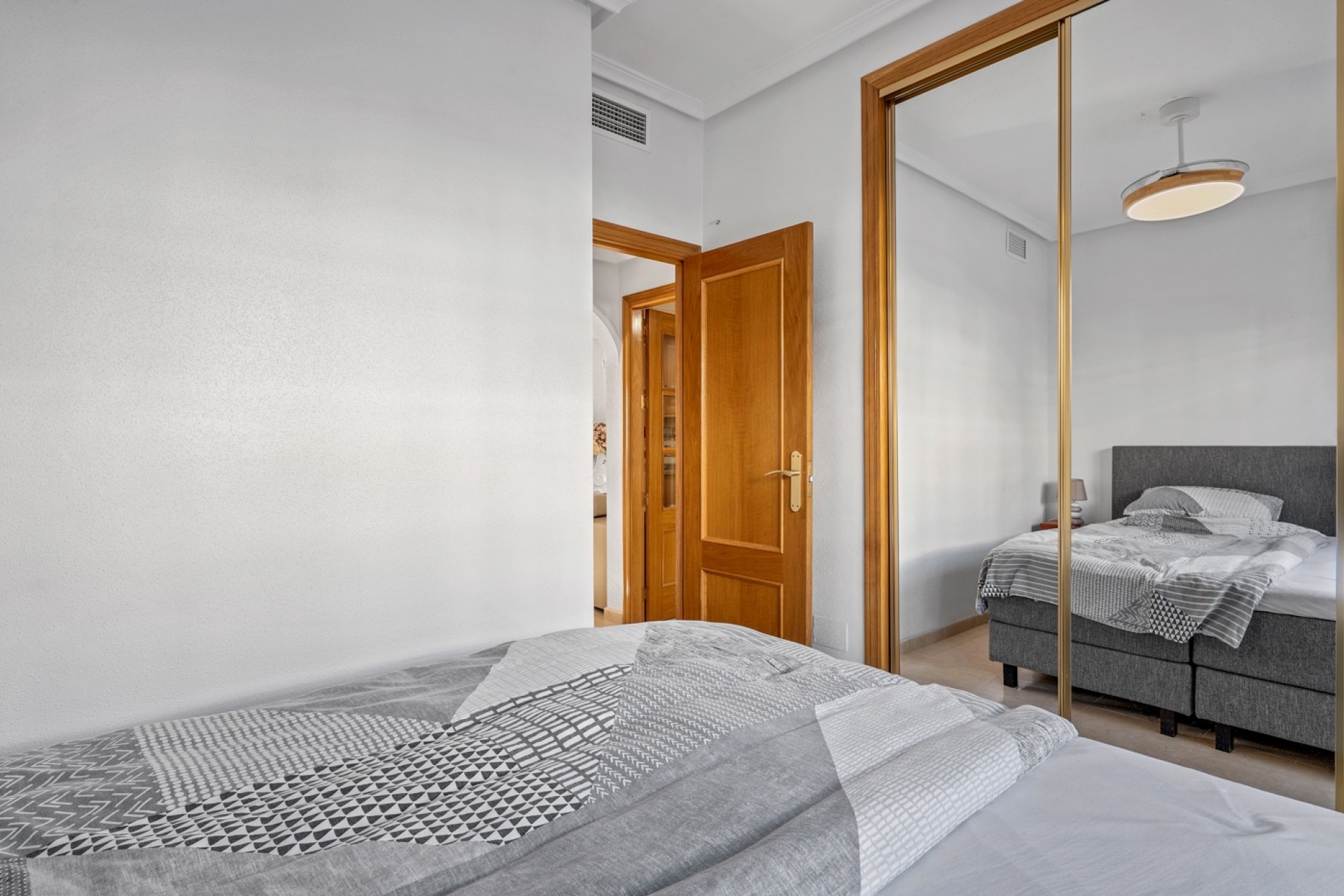 Reventa - House -
San Miguel de Salinas*