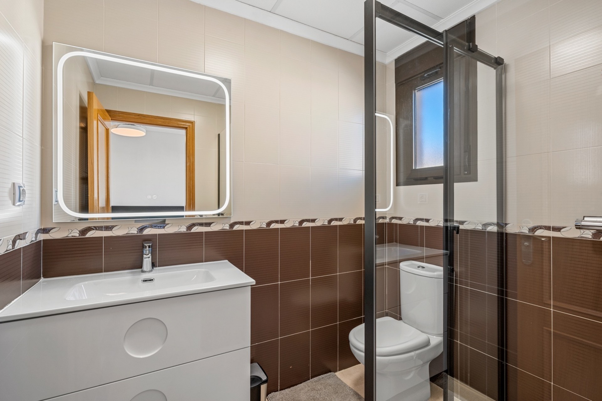 Reventa - House -
San Miguel de Salinas*