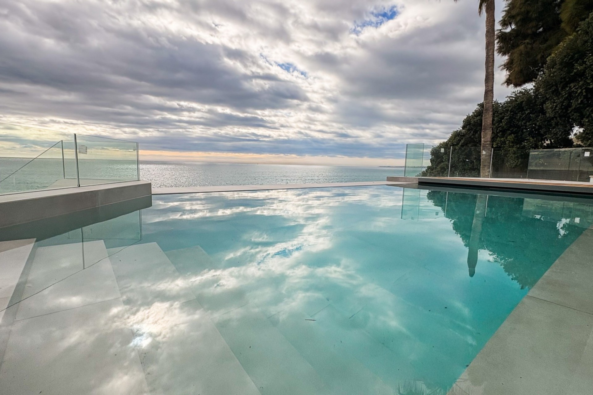 Reventa - Independent villa -
El Campello - Coveta Fuma