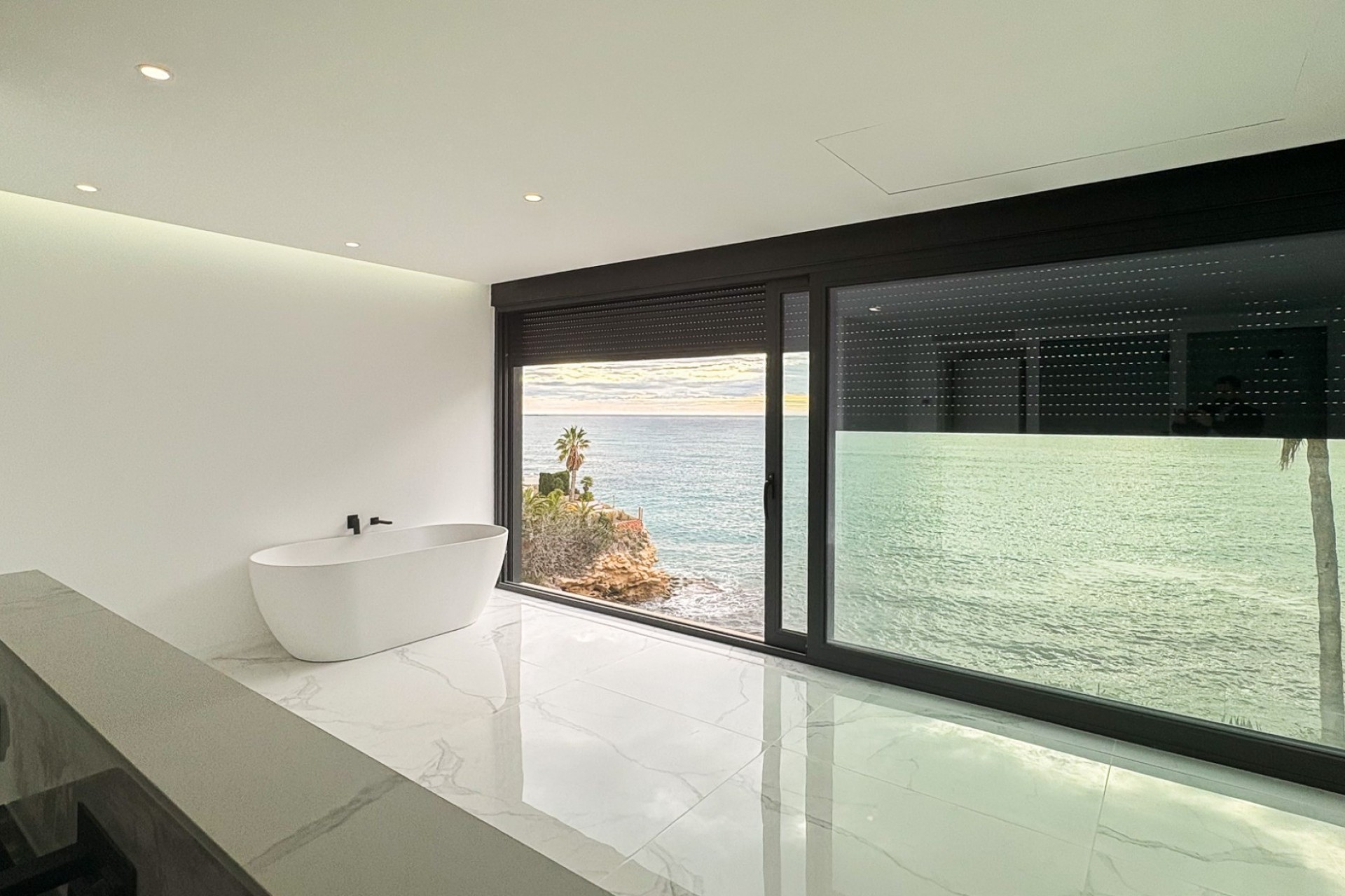 Reventa - Independent villa -
El Campello - Coveta Fuma