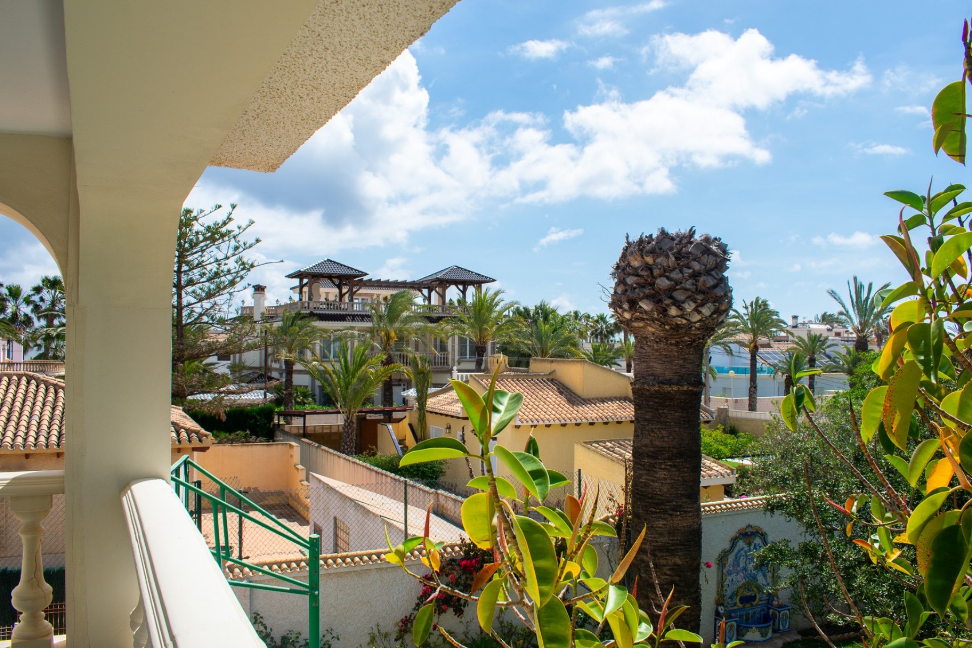 Reventa - Independent villa -
Orihuela Costa - MUY CERCA DE LA PLAYA