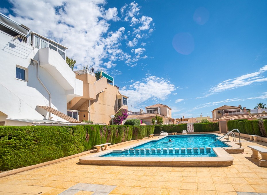 Reventa - Piso -
Alicante - La Florida