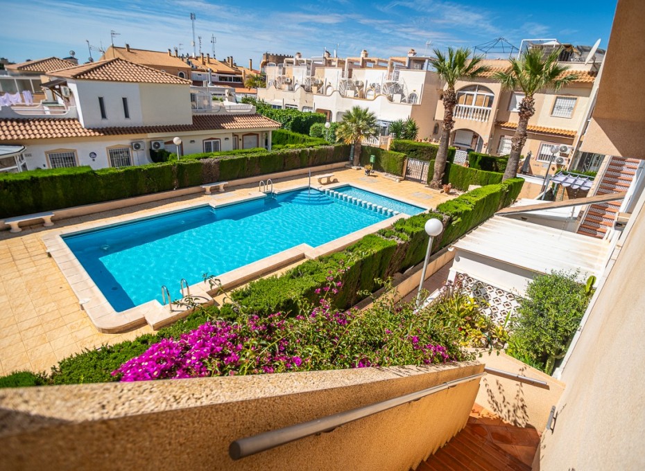 Reventa - Piso -
Alicante - La Florida