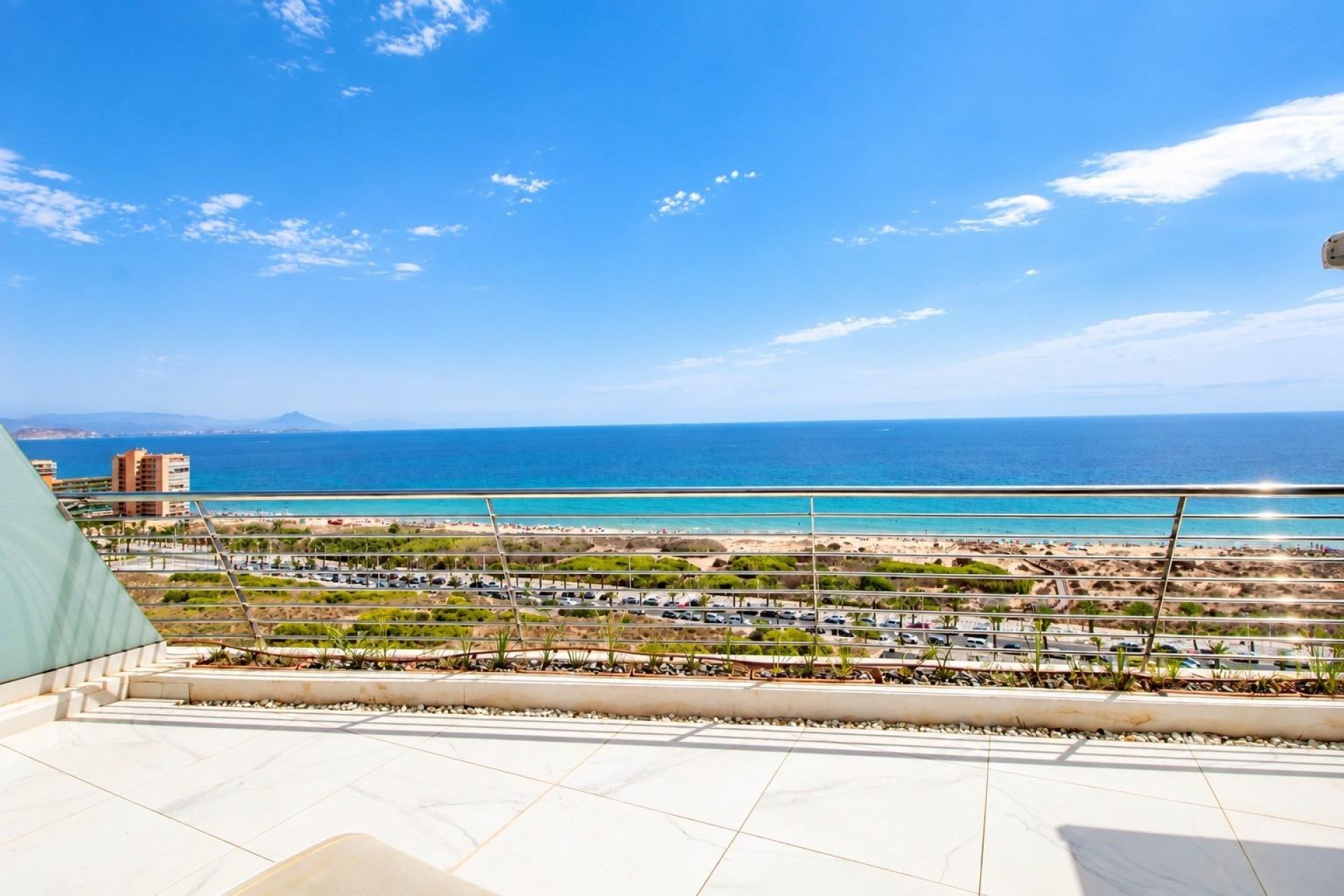 Reventa - Piso -
Arenales del sol - Arenales del Sol