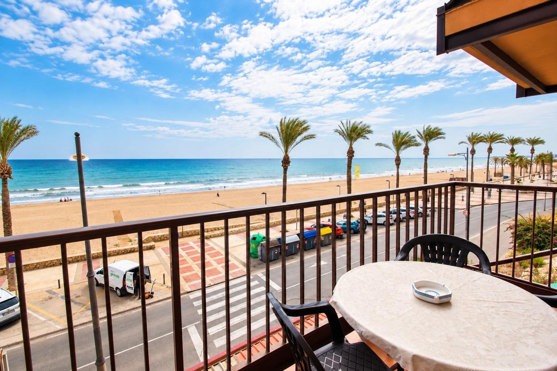 Reventa - Piso -
El Campello - Playa Muchavista