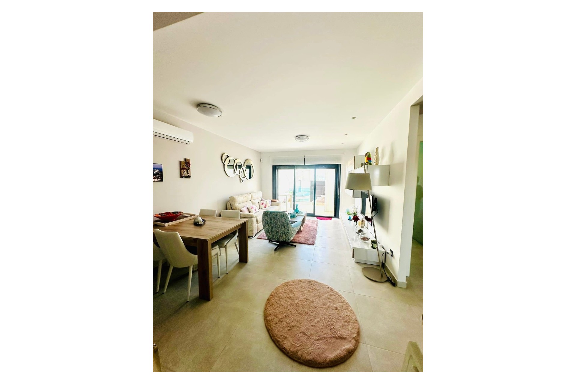 Reventa - Piso -
El Raso - Costa Blanca