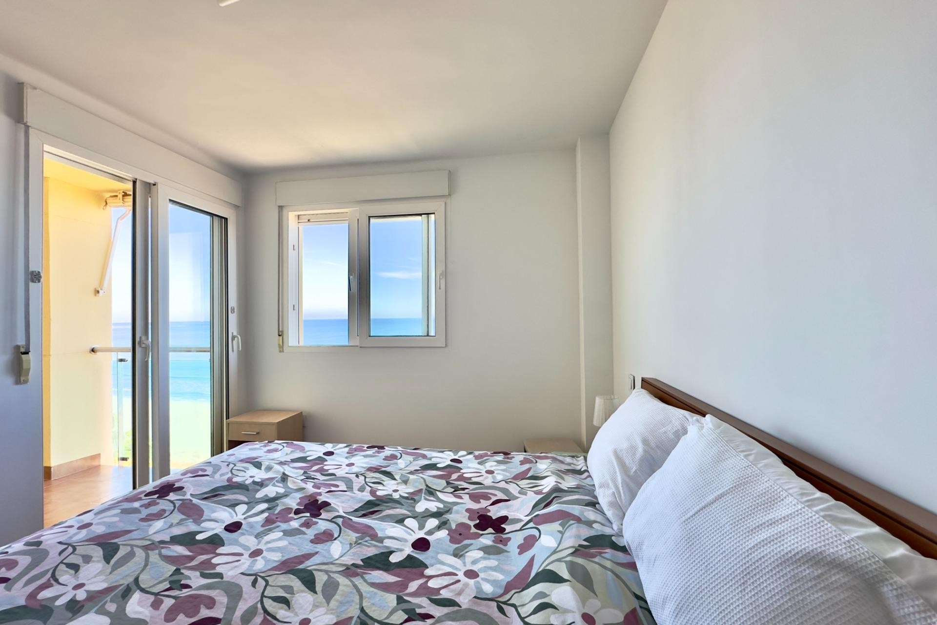 Reventa - Piso -
La Manga del Mar Menor - Playa del Esparto-Veneziola