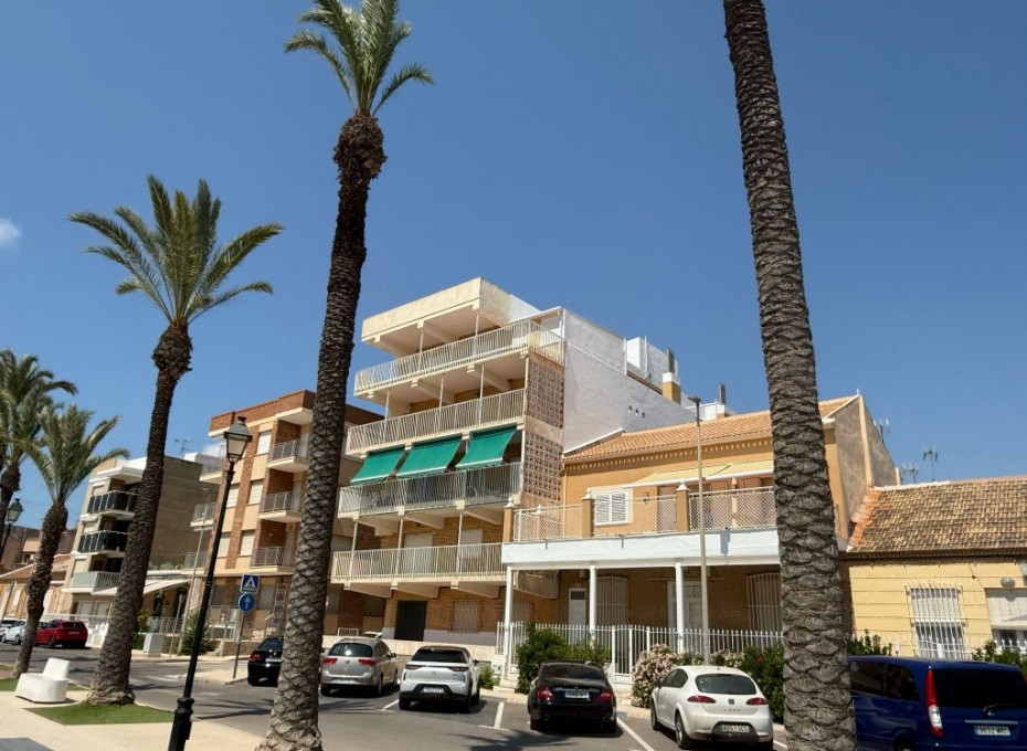 Reventa - Piso -
Los Alcazares - Los Alcázares