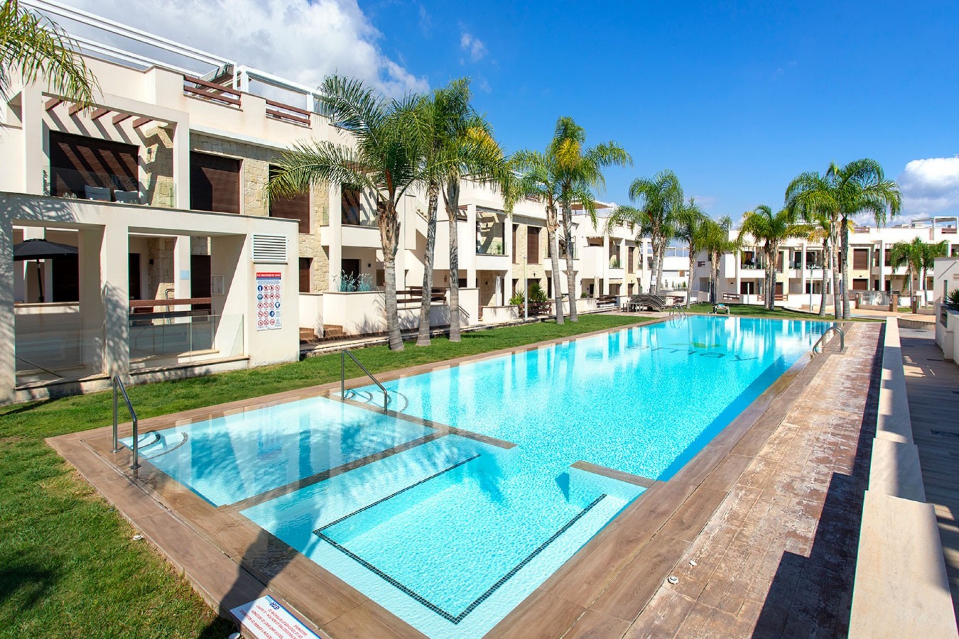 Reventa - Piso -
Los Balcones - Torrevieja