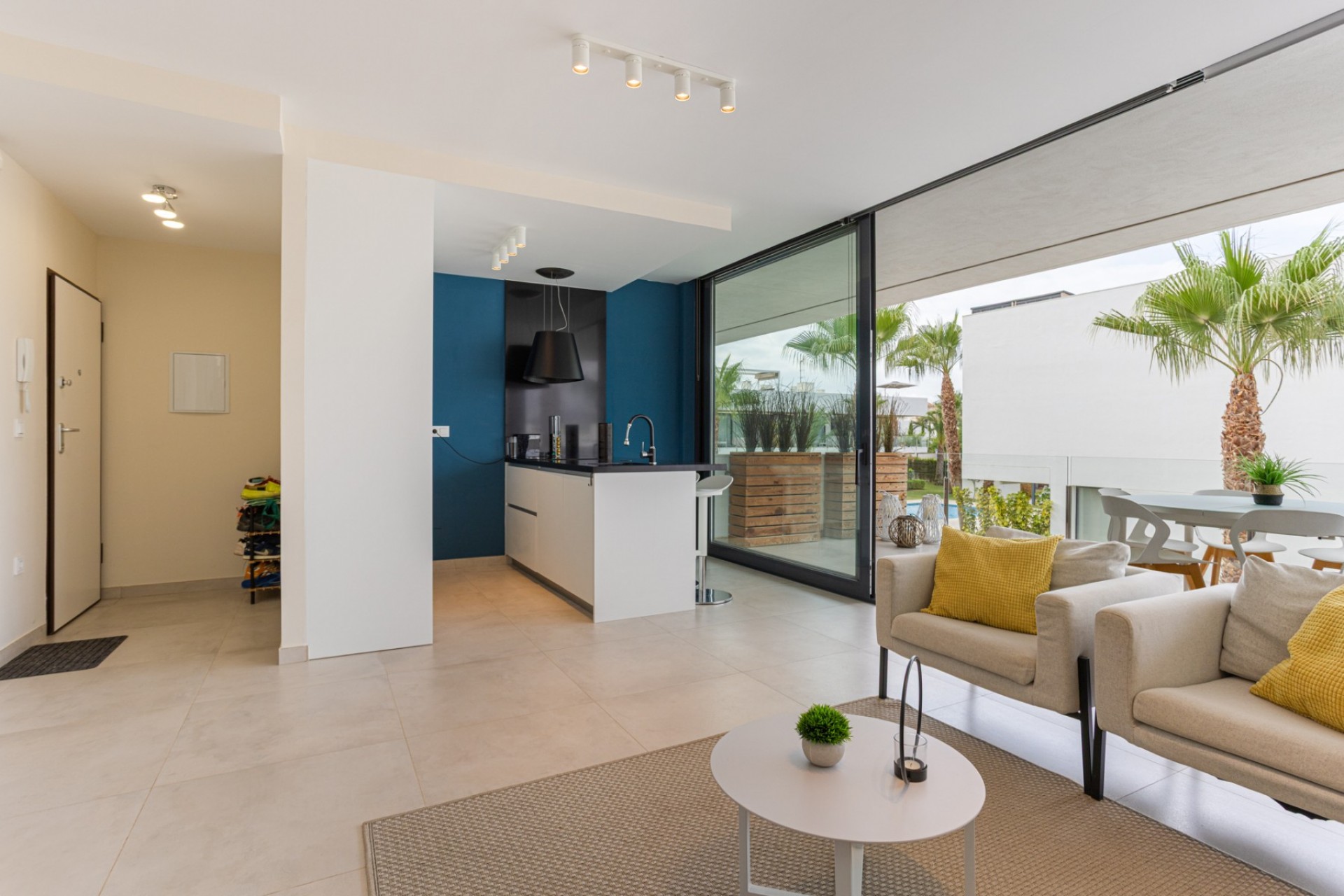 Reventa - Piso -
Mar de Cristal