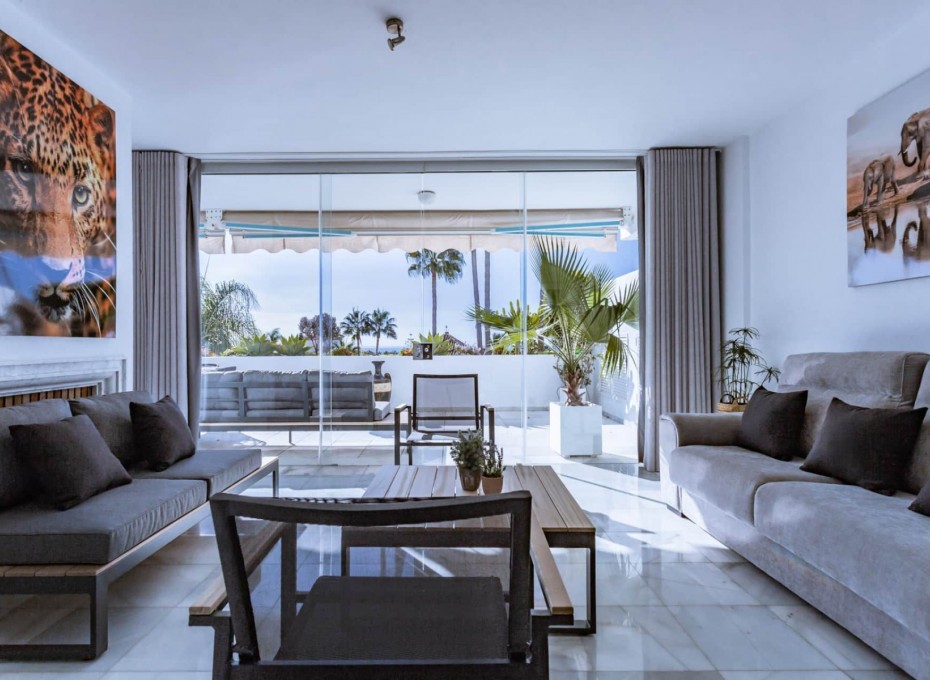 Reventa - Piso -
Marbella - Los Monteros