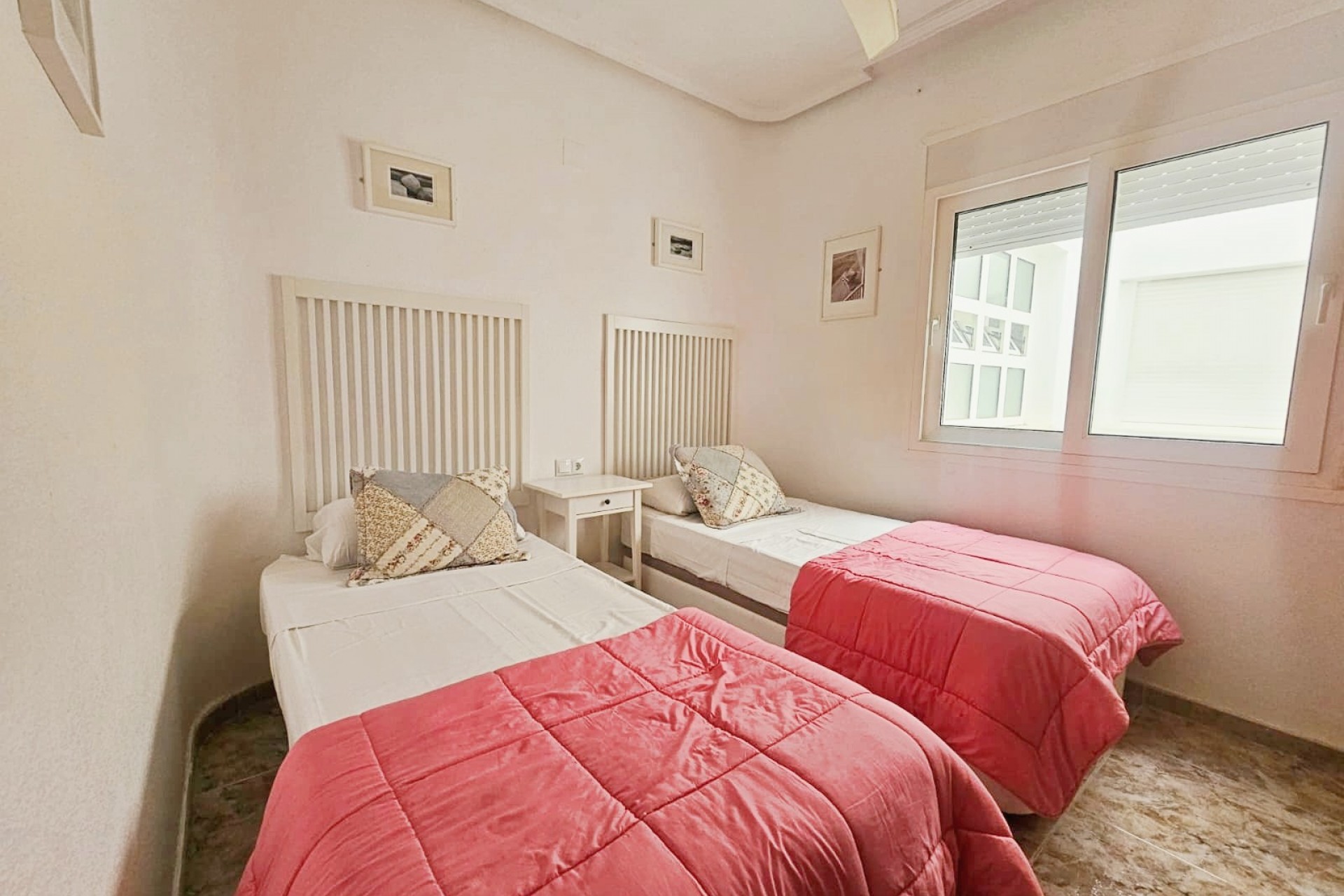 Reventa - Piso -
Orihuela Costa - Aguamarina