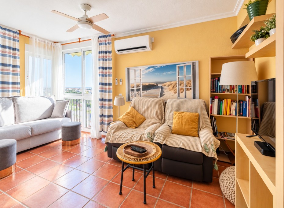 Reventa - Piso -
Orihuela Costa - Campoamor