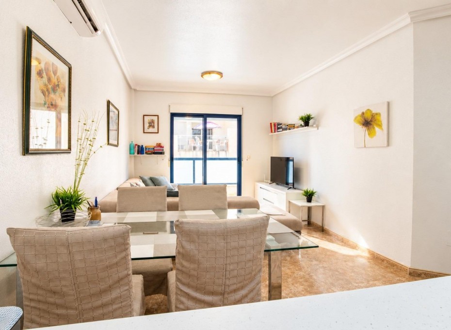Reventa - Piso -
Orihuela Costa - La Regia