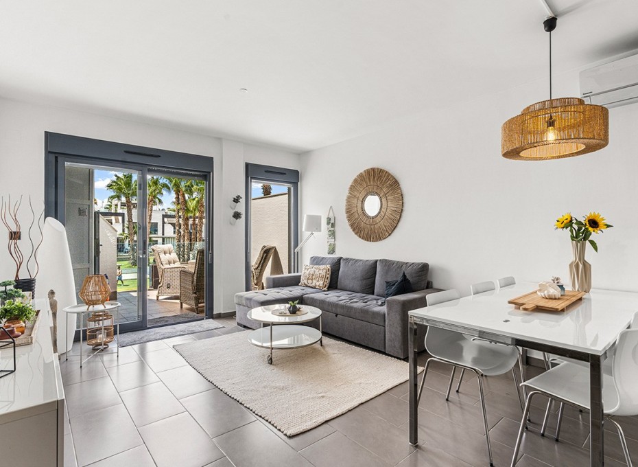 Reventa - Piso -
Orihuela Costa - La Zenia