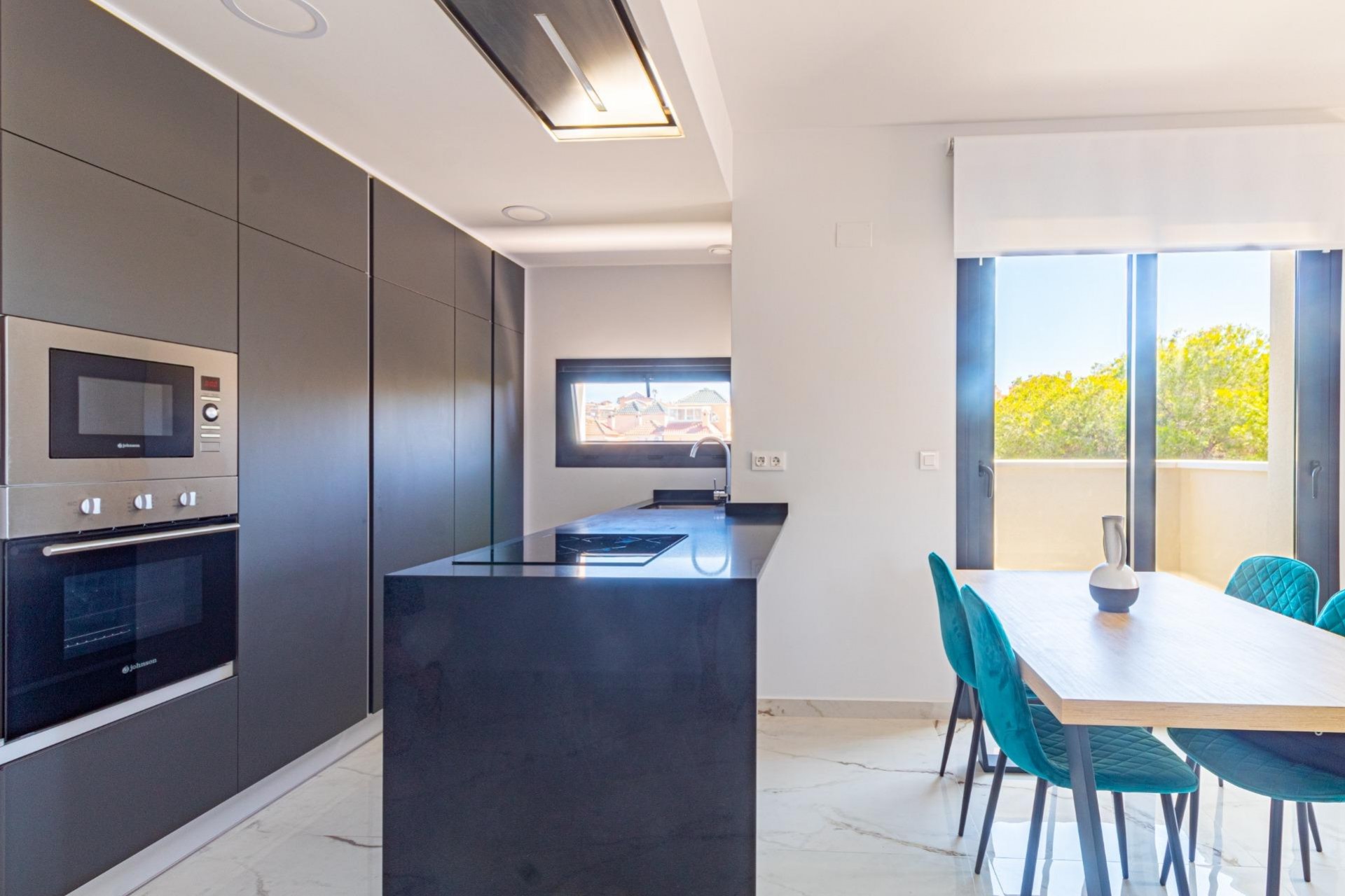 Reventa - Piso -
Orihuela Costa - Los Almendros-La Florida