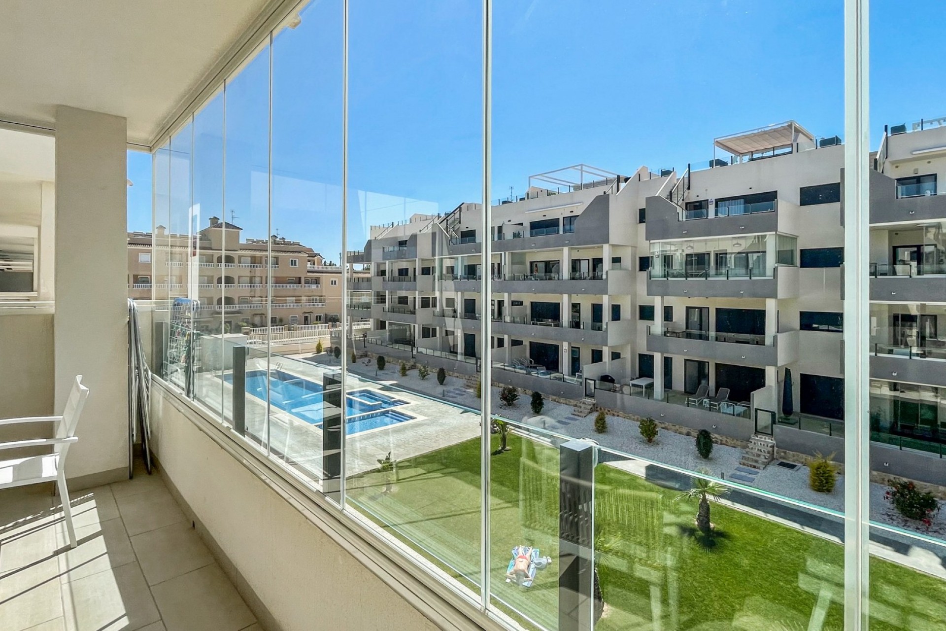 Reventa - Piso -
Orihuela Costa - Los Dolses