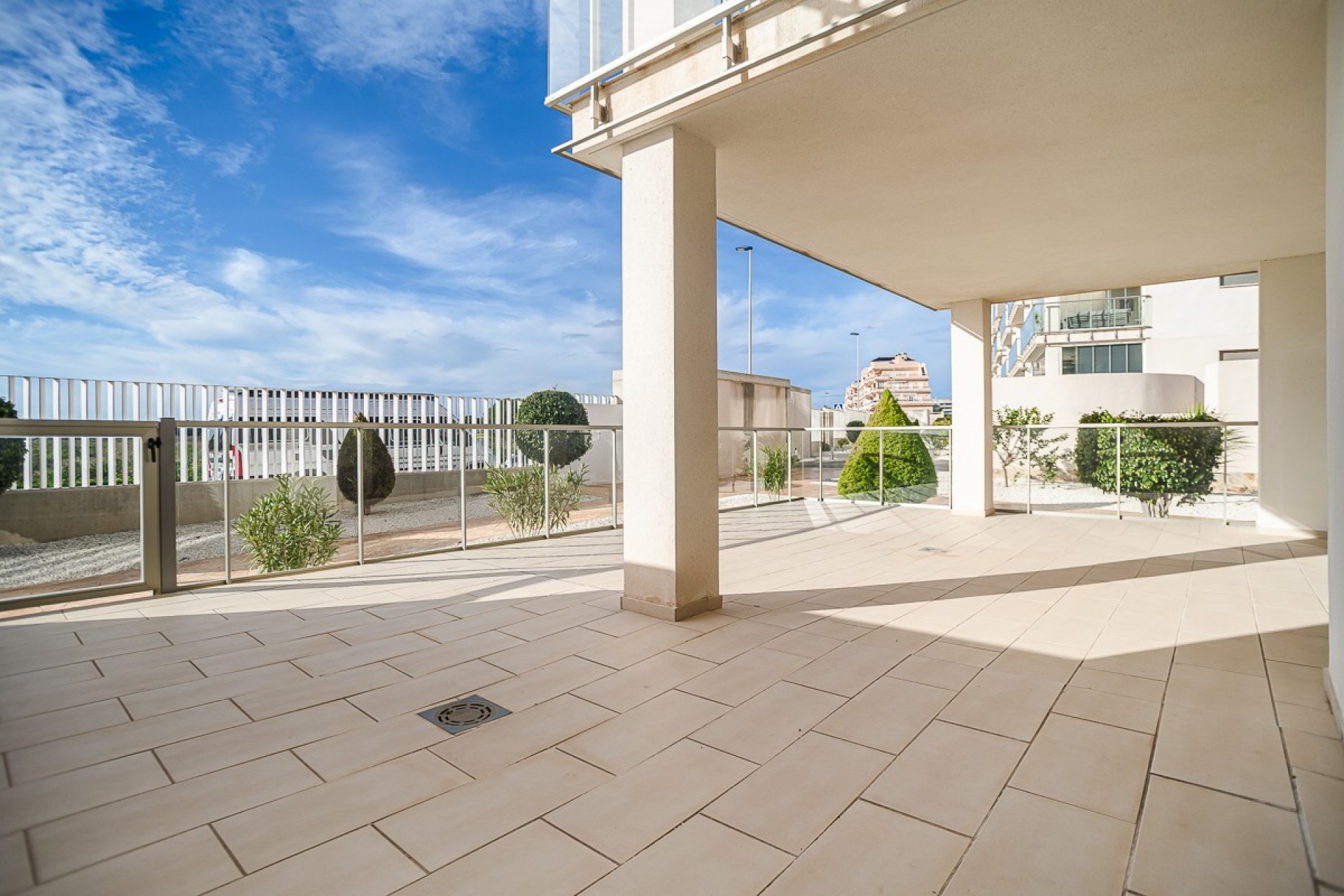 Reventa - Piso -
Orihuela Costa - Los Dolses