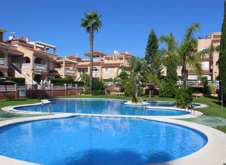 Reventa - Piso -
Orihuela Costa - Playa Flamenca