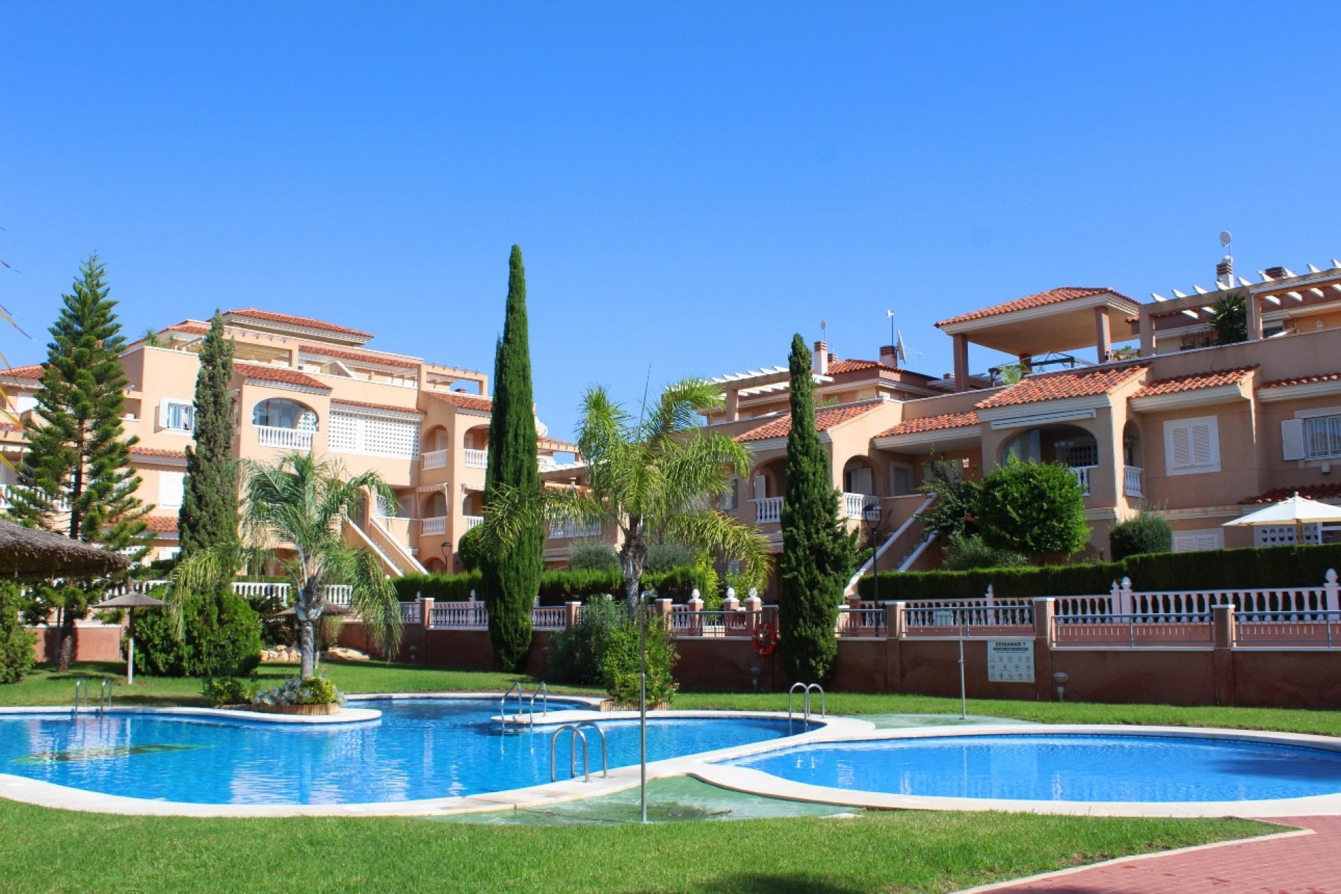 Reventa - Piso -
Orihuela Costa - Playa Flamenca