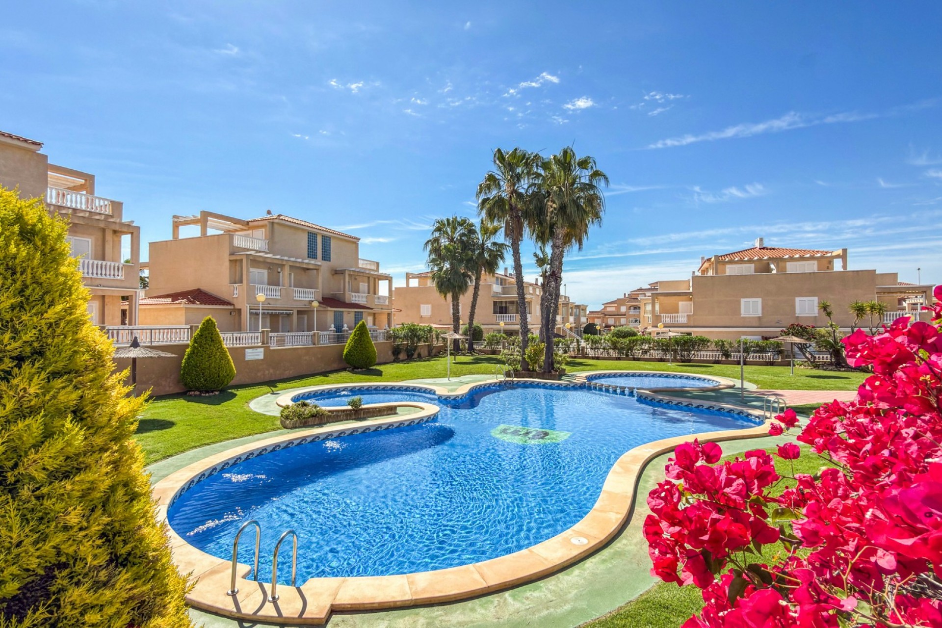 Reventa - Piso -
Orihuela Costa - Playa Flamenca