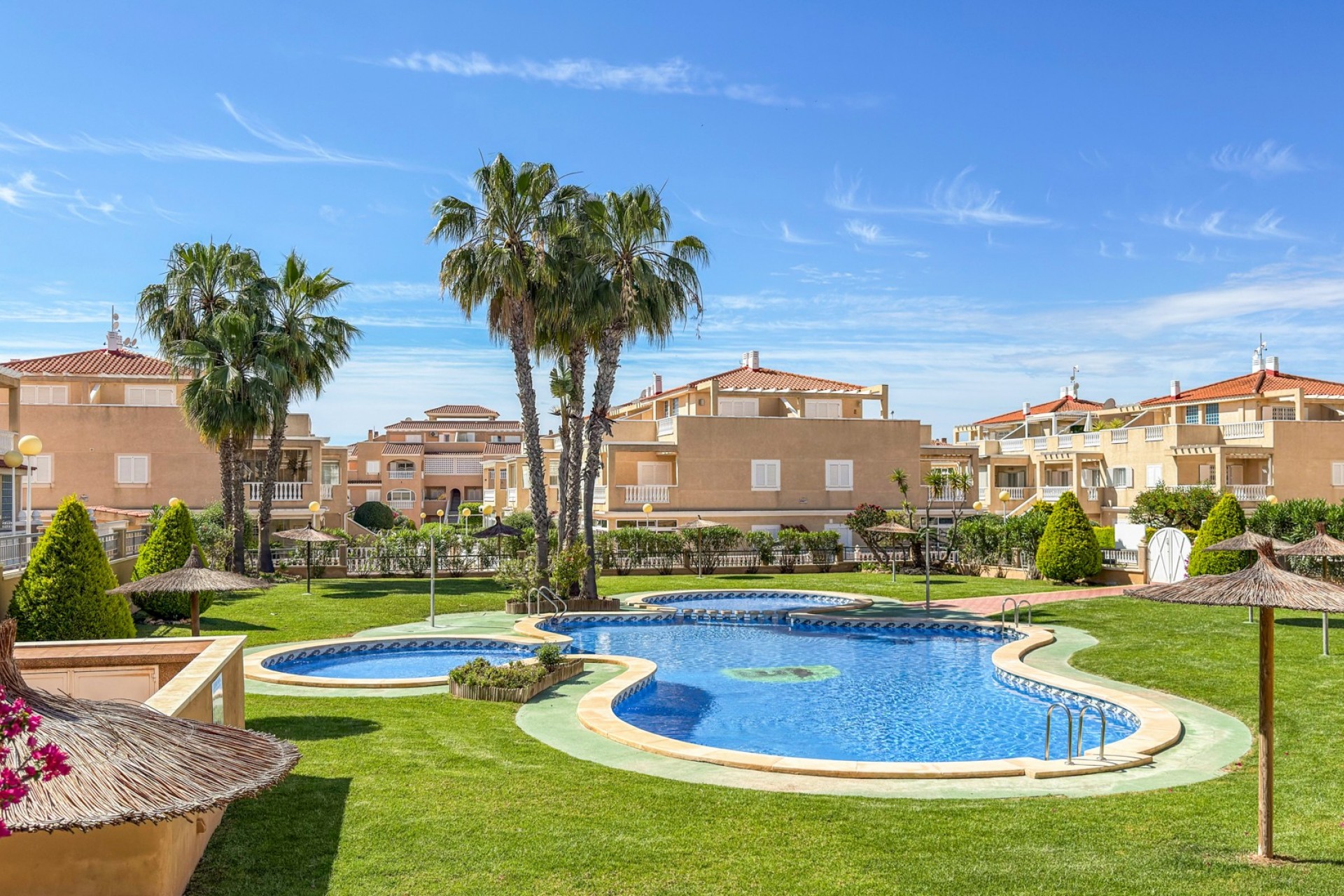 Reventa - Piso -
Orihuela Costa - Playa Flamenca