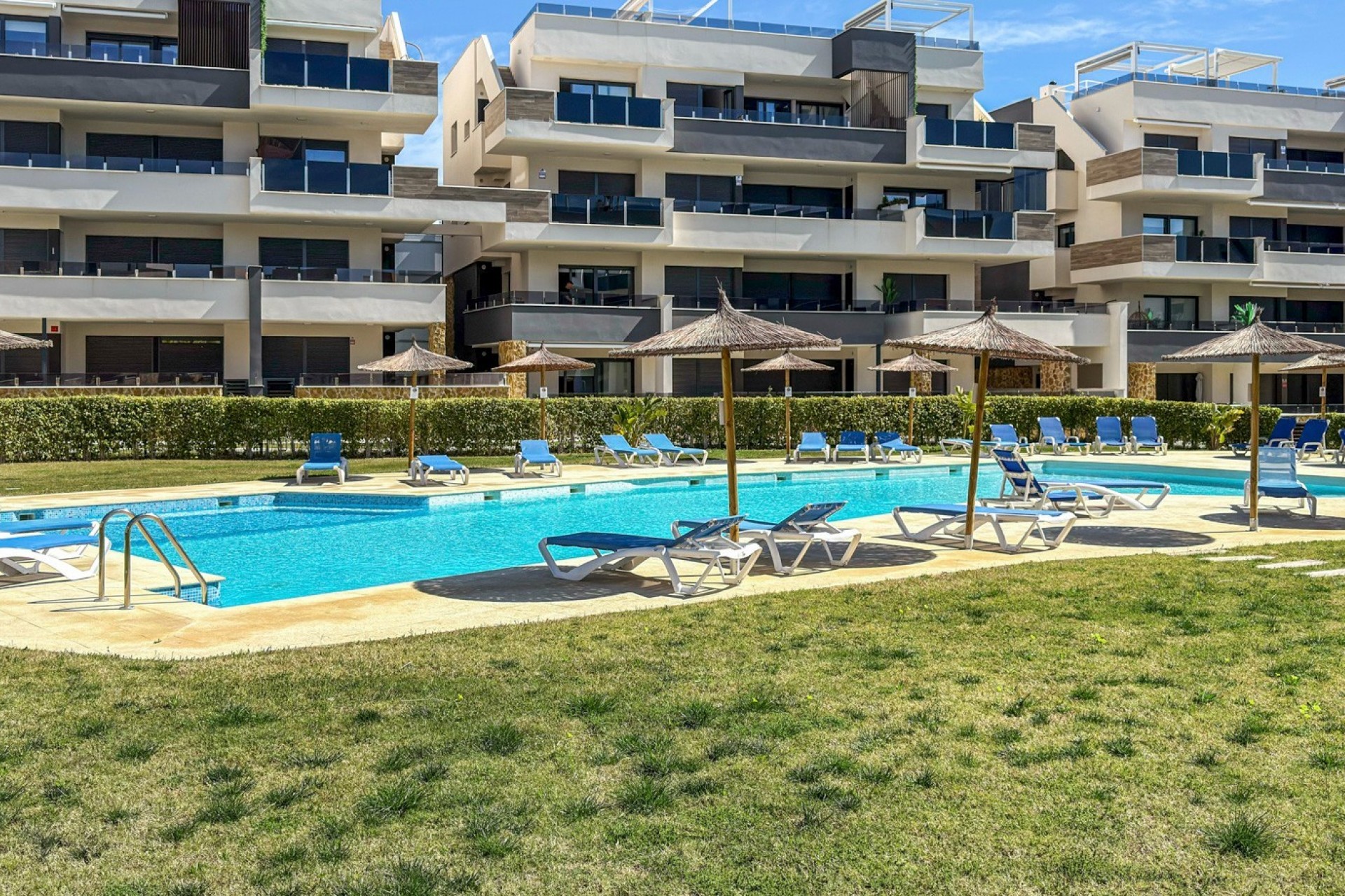 Reventa - Piso -
Orihuela Costa - Playa Flamenca