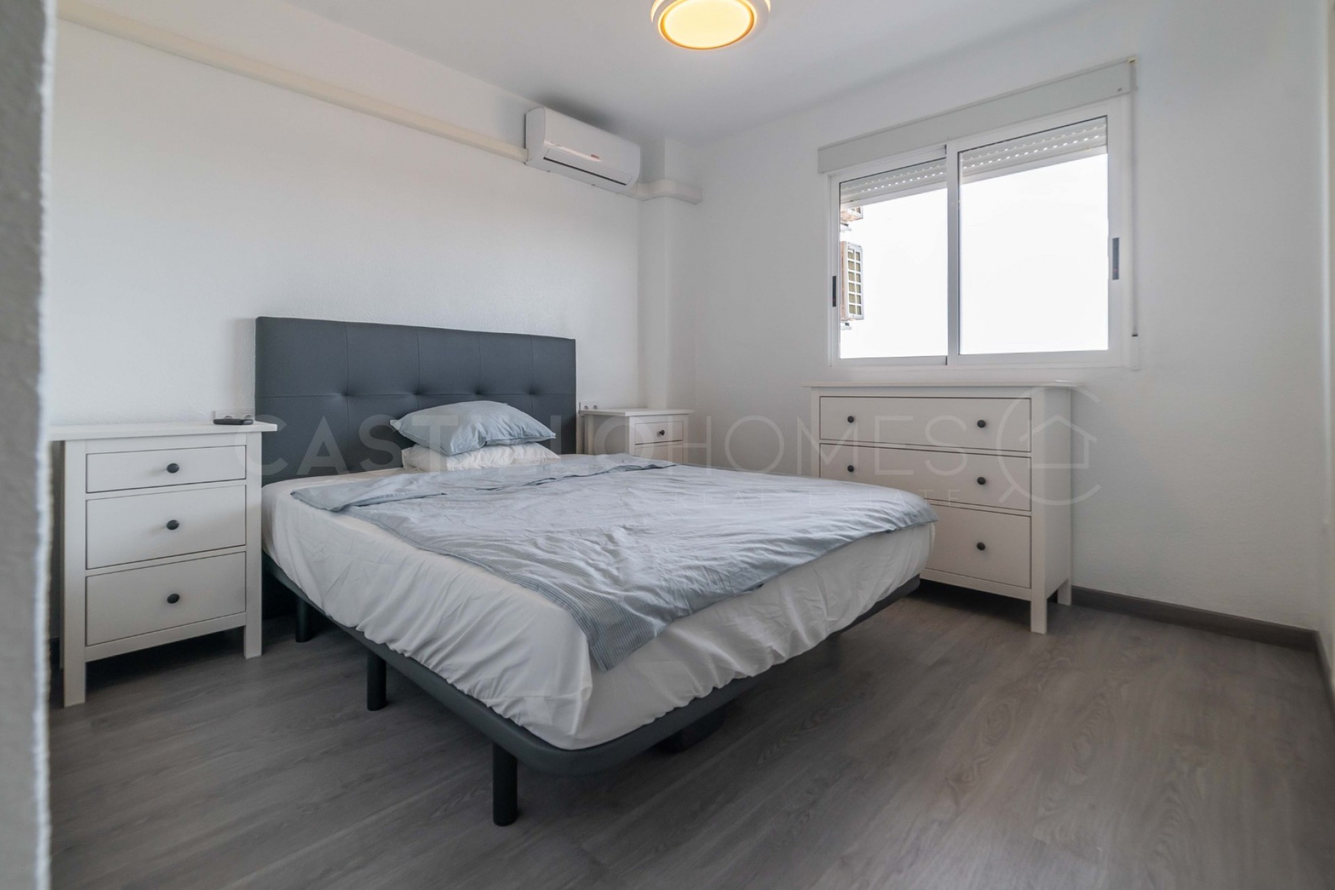 Reventa - Piso -
Orihuela Costa - Punta Prima