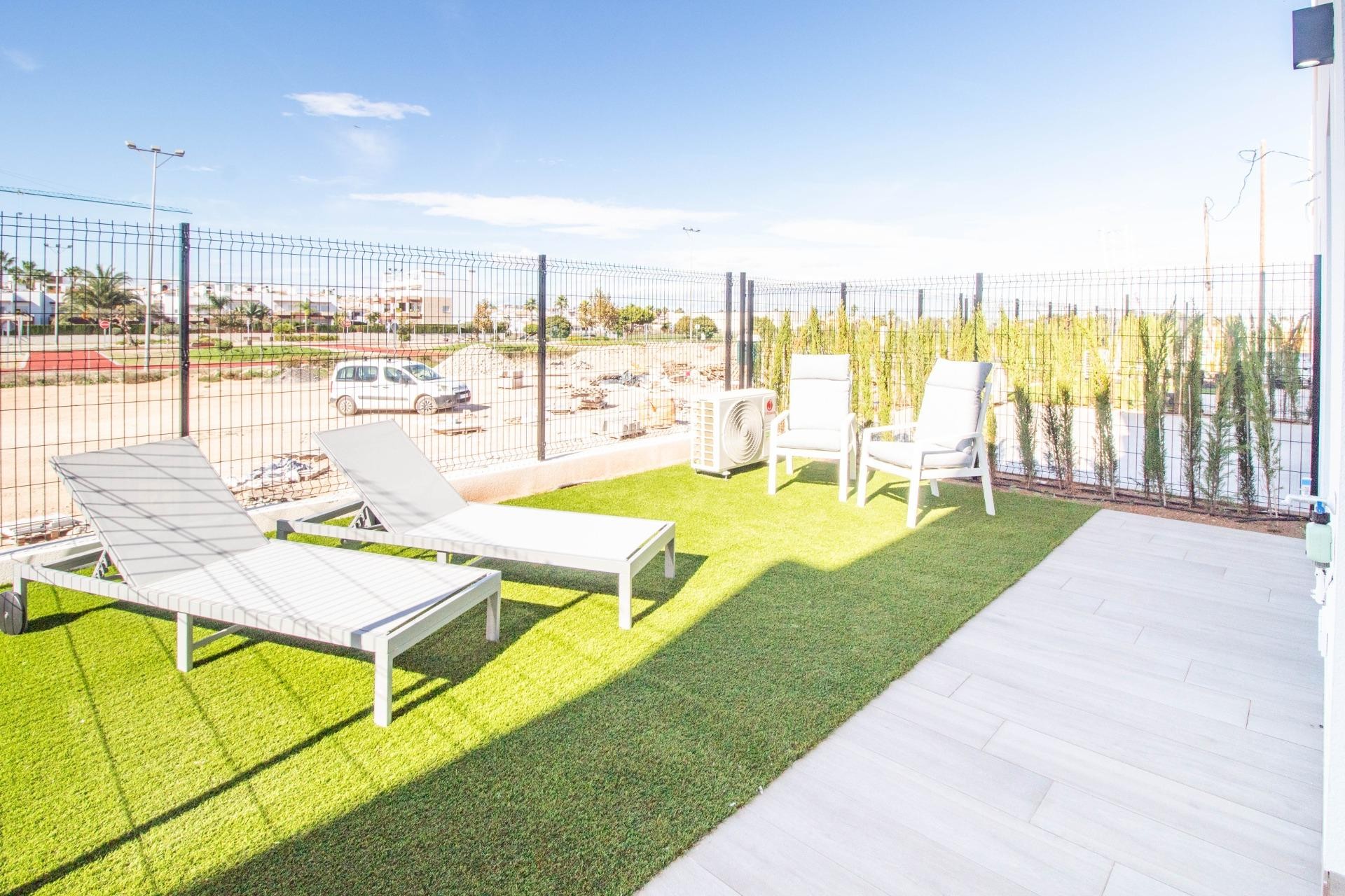 Reventa - Piso -
Orihuela Costa - Punta Prima