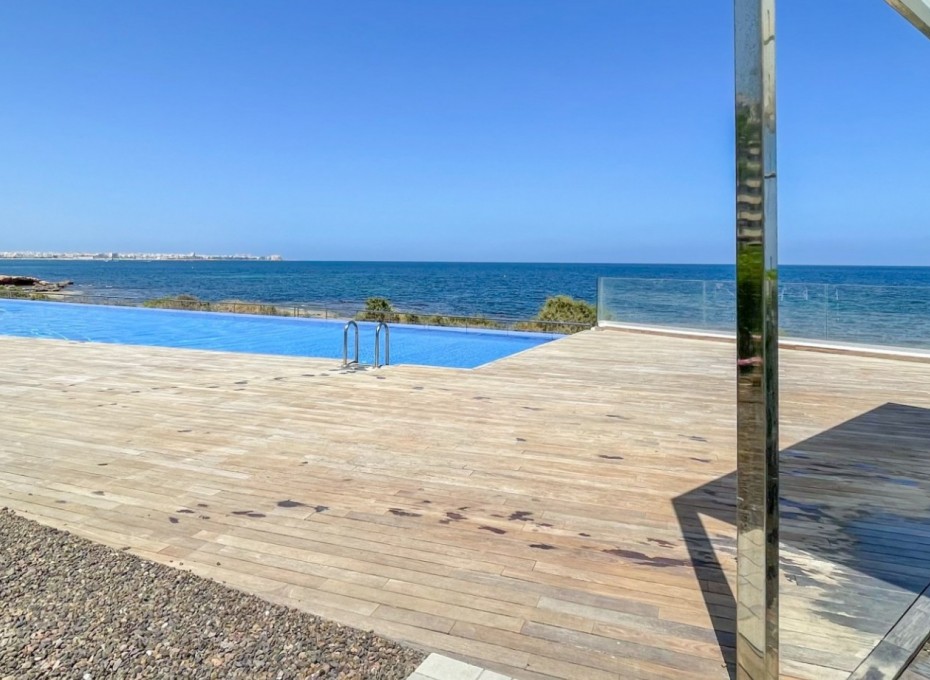 Reventa - Piso -
Orihuela Costa - Punta Prima
