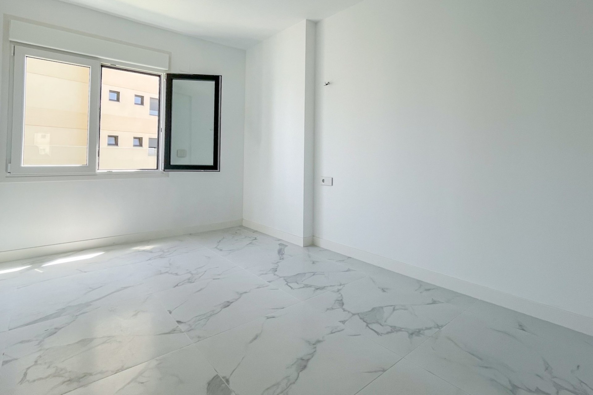Reventa - Piso -
Orihuela Costa - Punta Prima