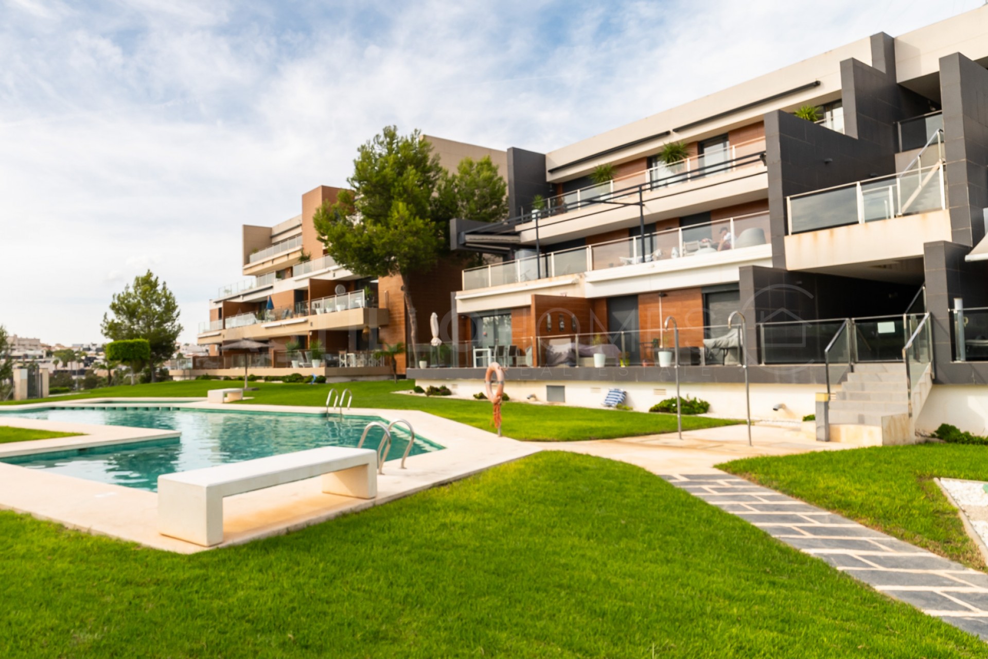 Reventa - Piso -
Orihuela Costa - Villamartín