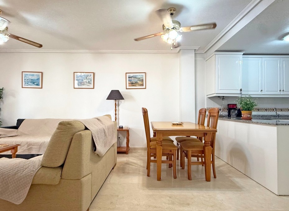 Reventa - Piso -
Orihuela Costa - Villamartín