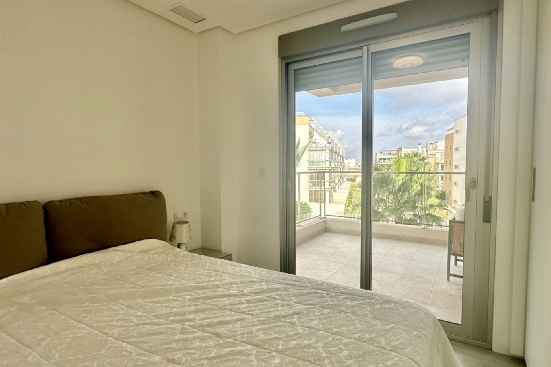 Reventa - Piso -
Orihuela Costa - Villamartín