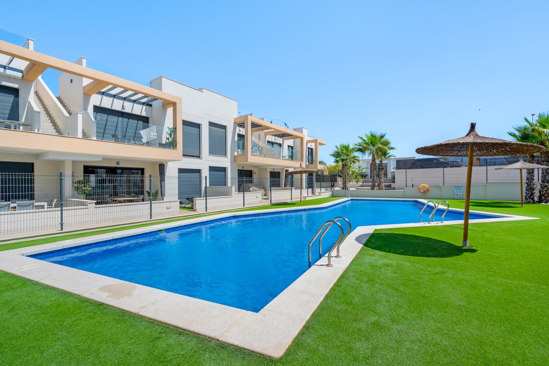 Reventa - Piso -
Orihuela Costa - Villamartín