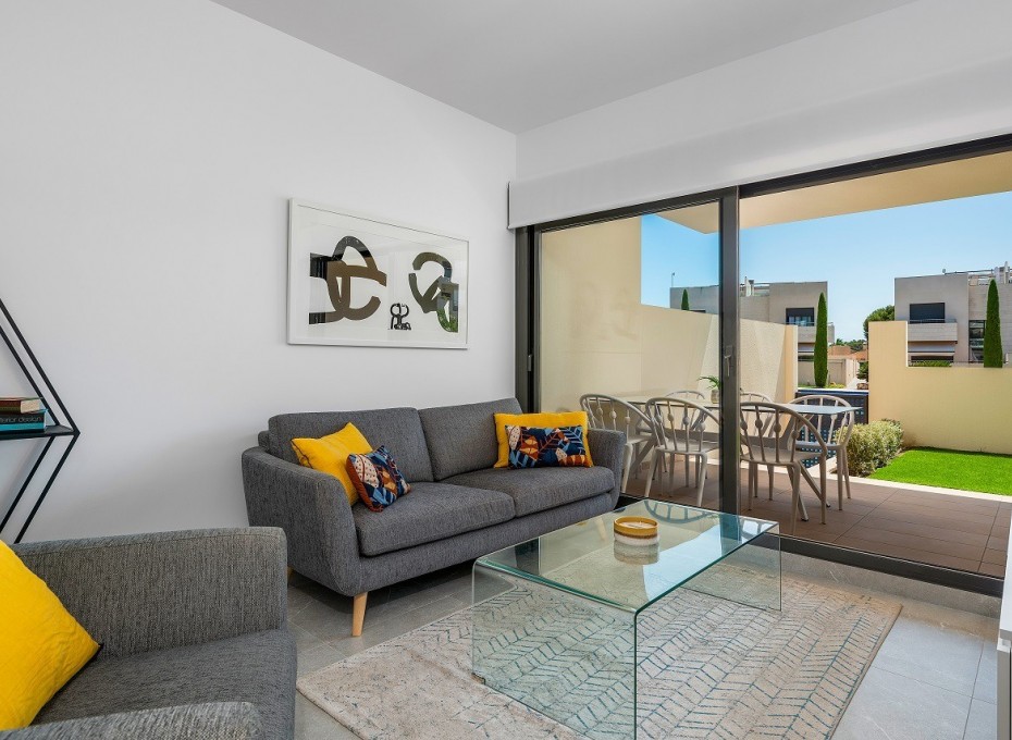 Reventa - Piso -
Orihuela Costa