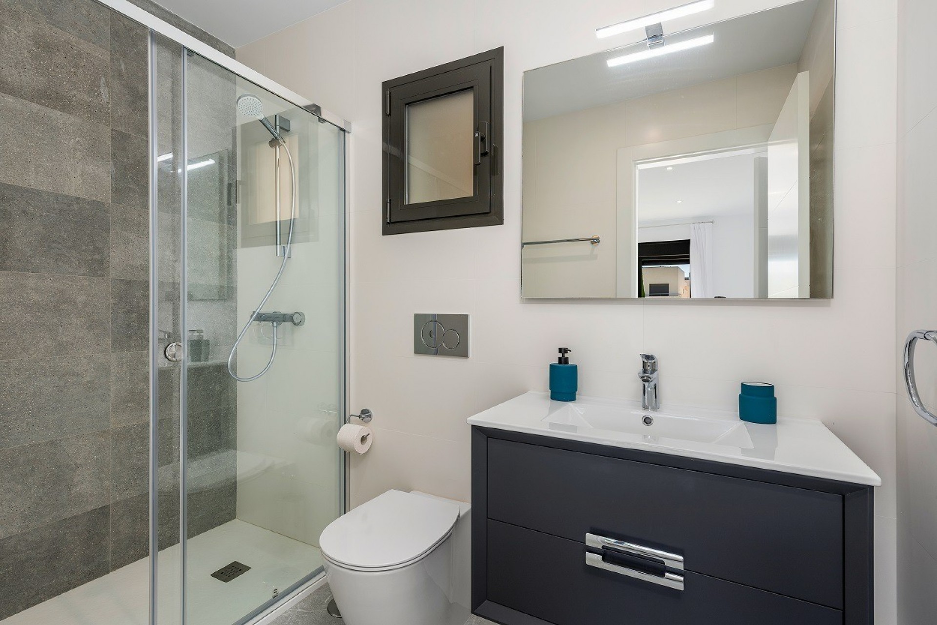 Reventa - Piso -
Orihuela Costa