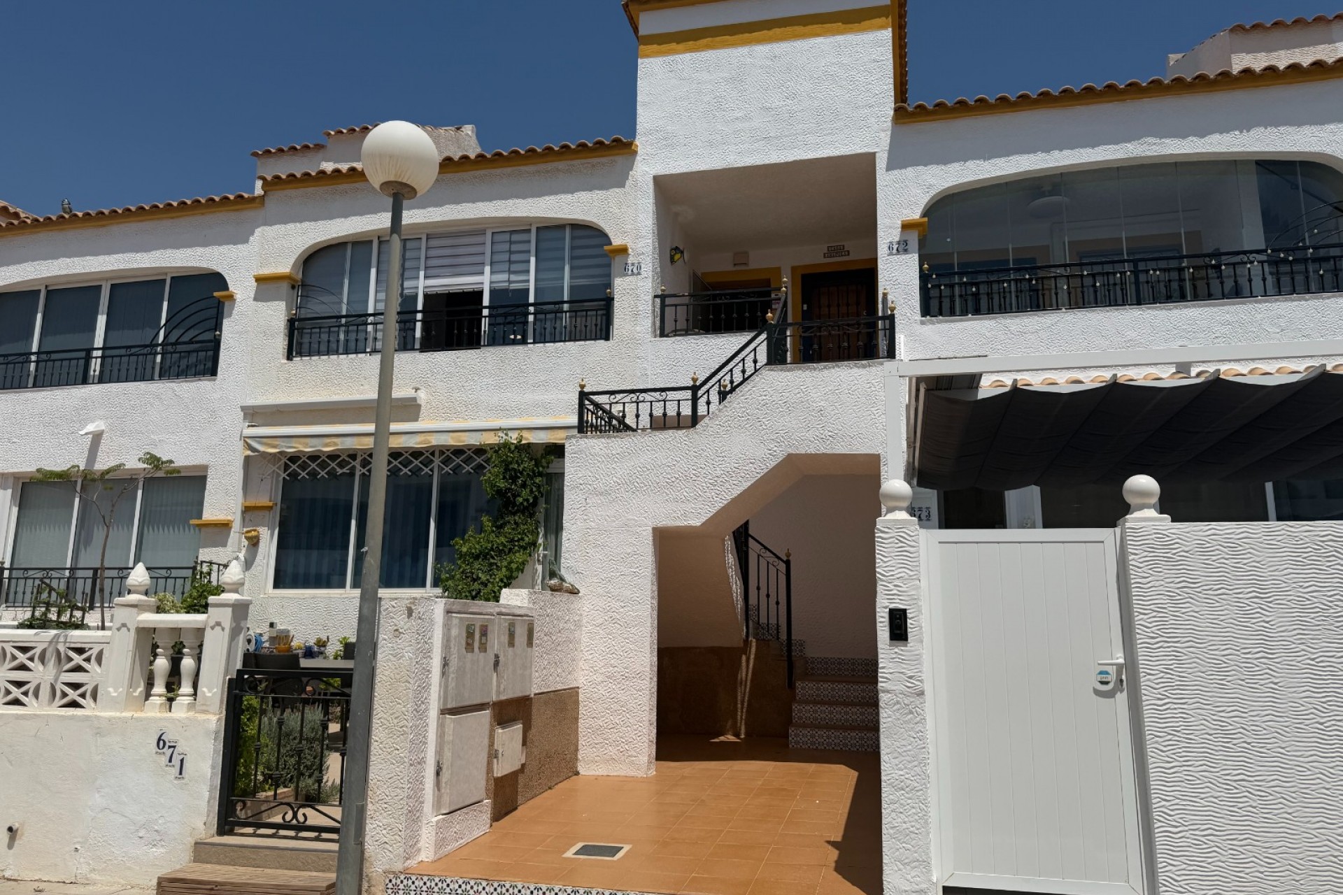 Reventa - Piso -
Orihuela - Entre Naranjos Vistabella