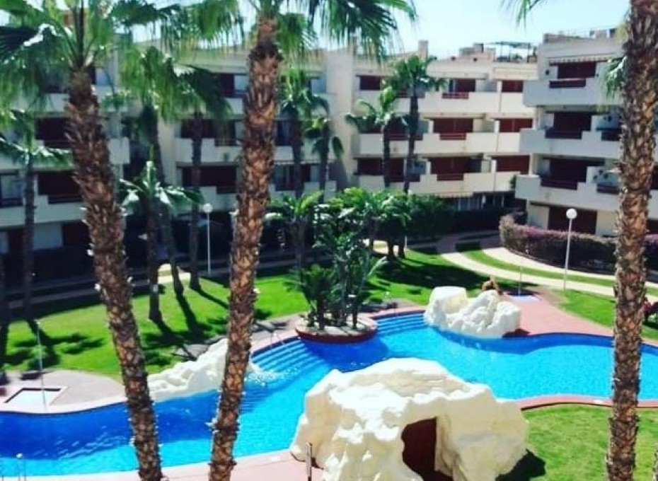 Reventa - Piso -
Orihuela - Playa Flamenca