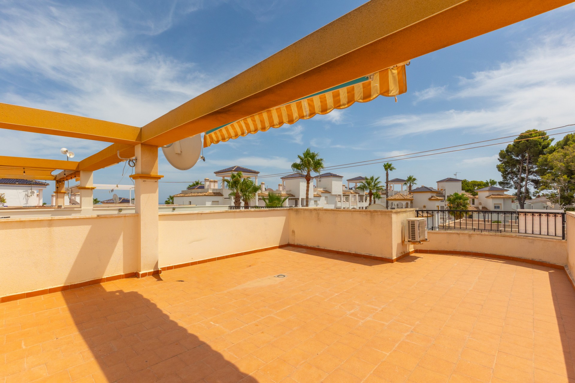 Reventa - Piso -
Orihuela - Villamartin