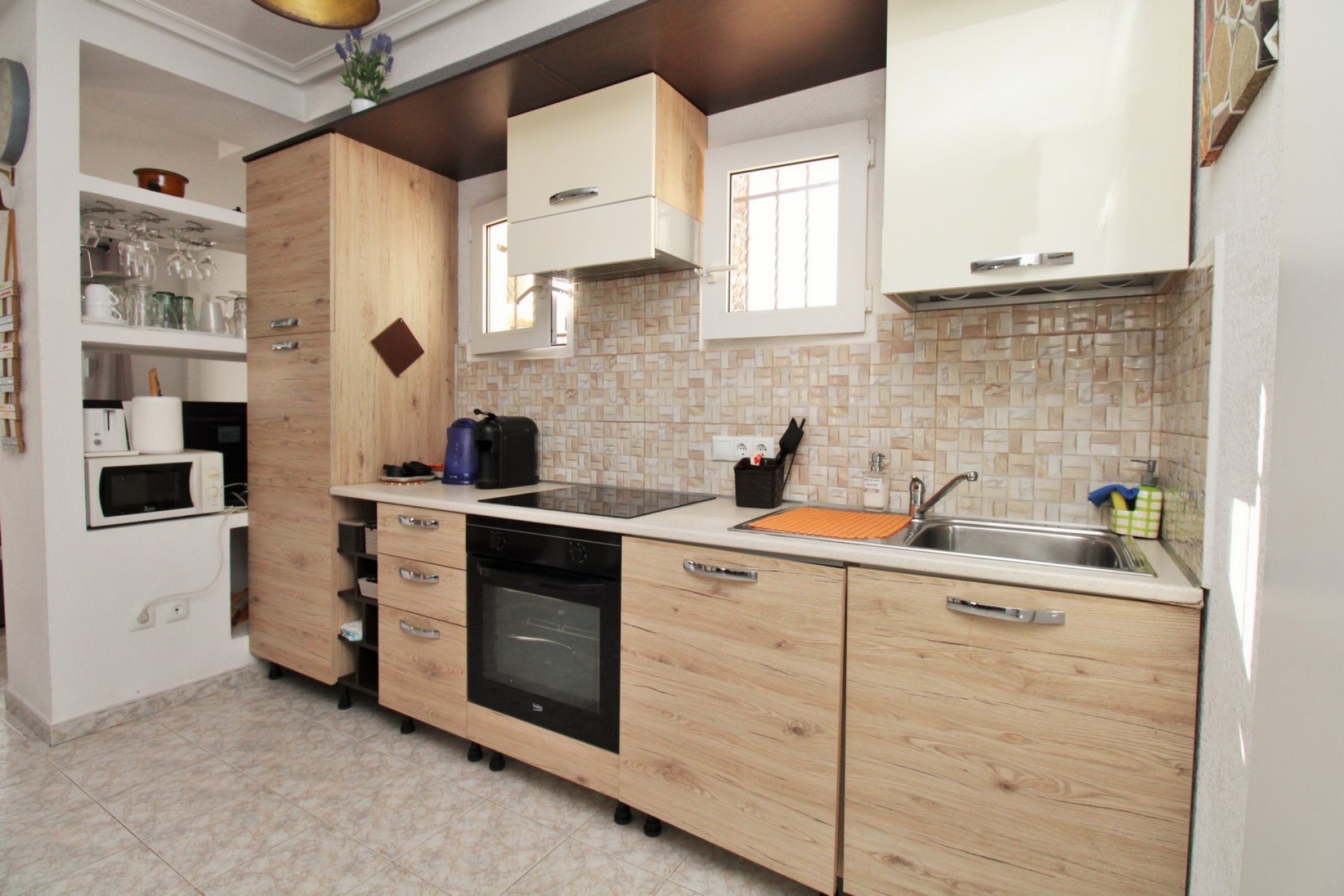 Reventa - Piso -
Playa Flamenca