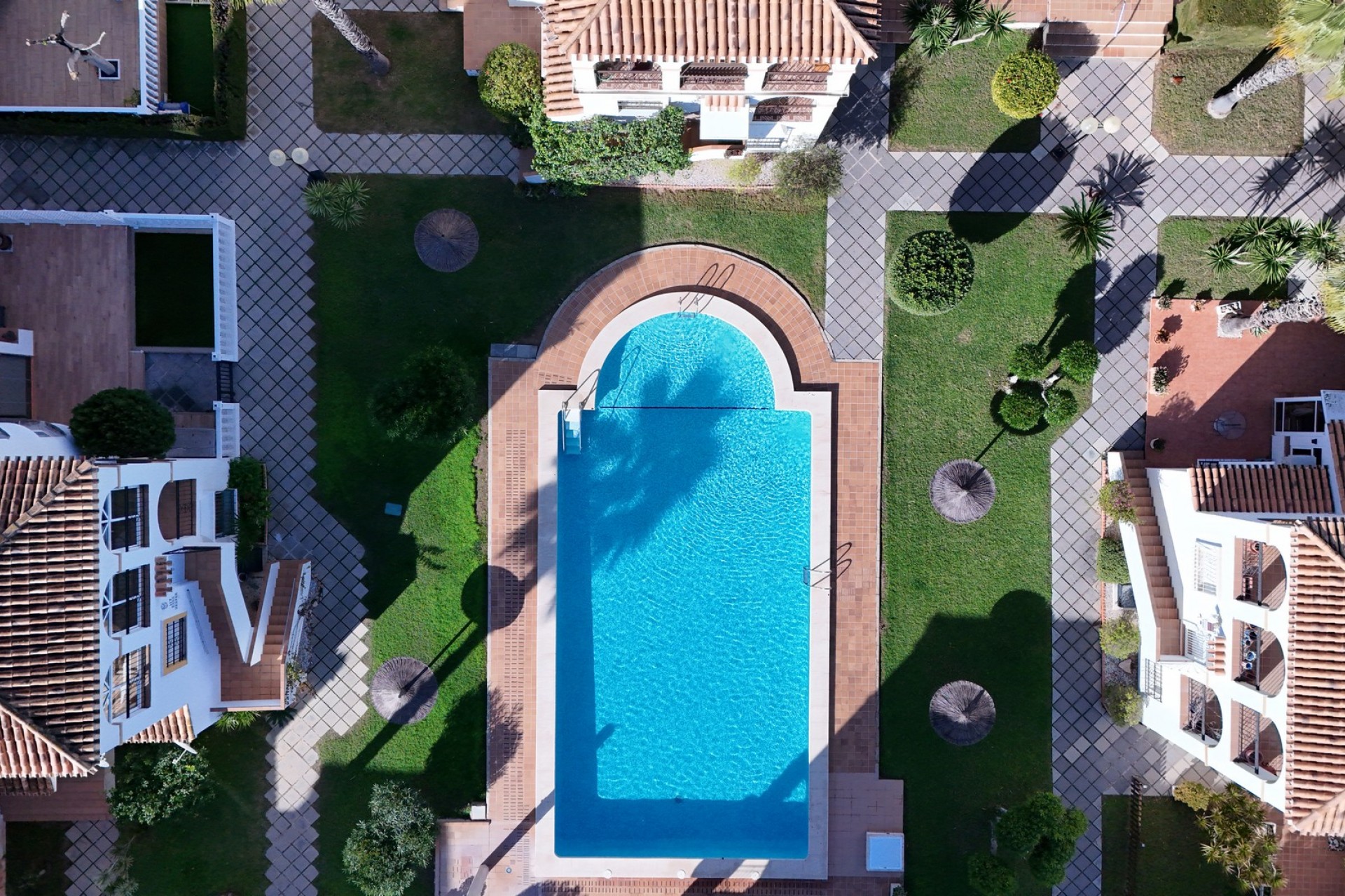 Reventa - Piso -
Playa Flamenca