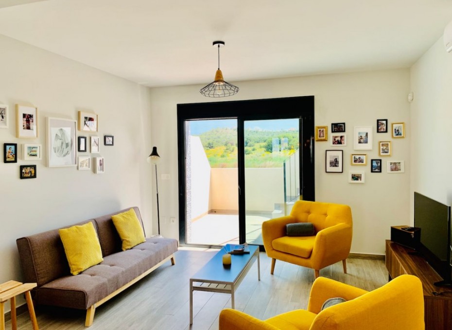 Reventa - Piso -
San Miguel de Salinas