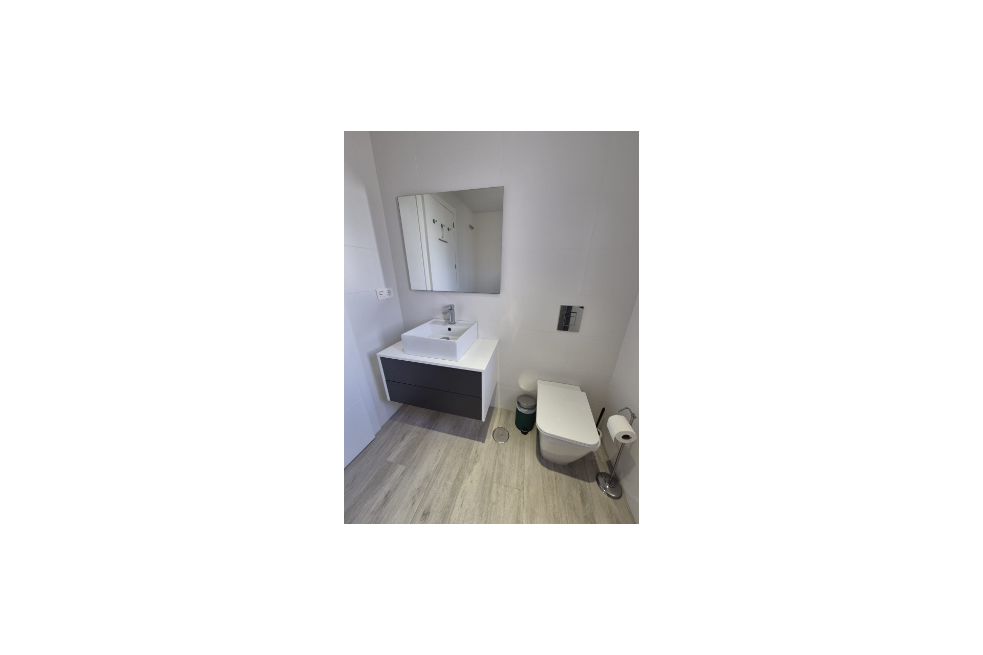 Reventa - Piso -
San Miguel de Salinas