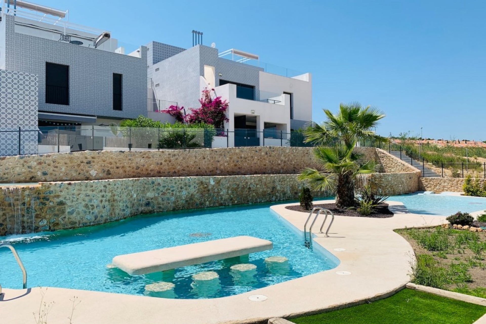 Reventa - Piso -
San Miguel de Salinas