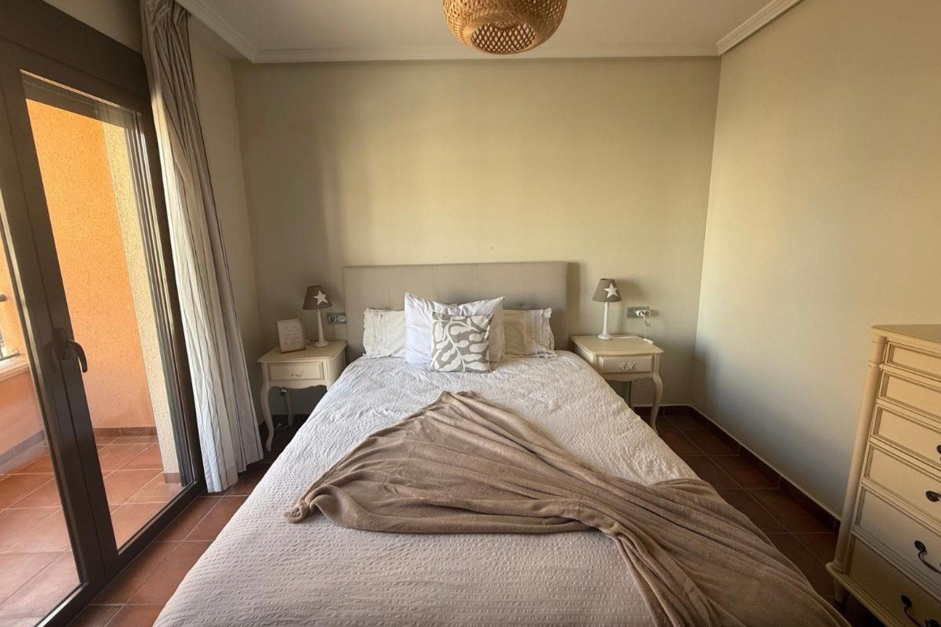 Reventa - Piso -
San Miguel de Salinas