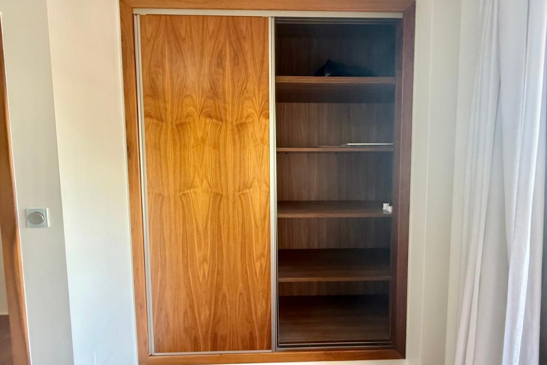 Reventa - Piso -
San Miguel de Salinas